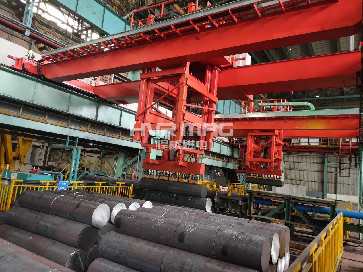 自動(dòng)化磁力搬運(yùn)碼垛 VS 人工分揀，圓坯吊裝磁力夾具