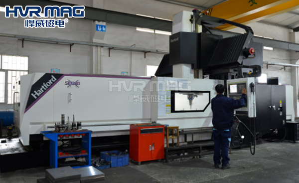 注塑機換模需要多久？悍威磁電3分鐘即可快速換模