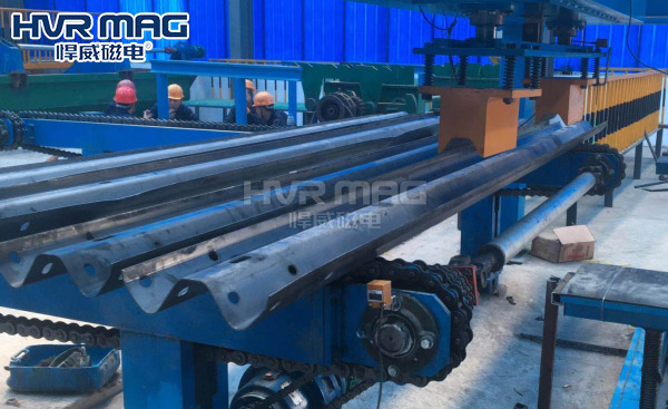 大型瓦楞板如何搬運高效又安全？