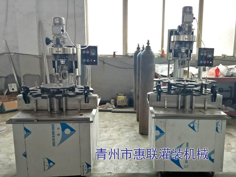 白酒封蓋機(jī)