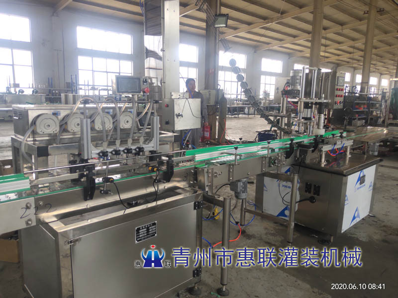 麻醬瓶灌裝旋蓋機(jī)
